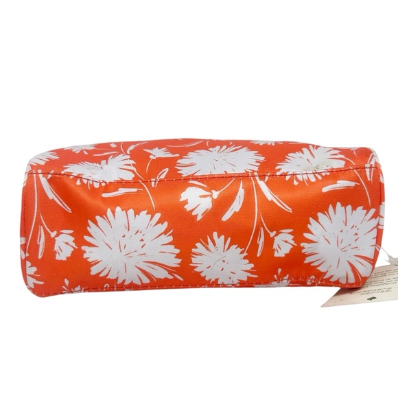 Kate Spade Jae medium dome cosmetic case in orange and white floral nylon - Picture 8 of 16